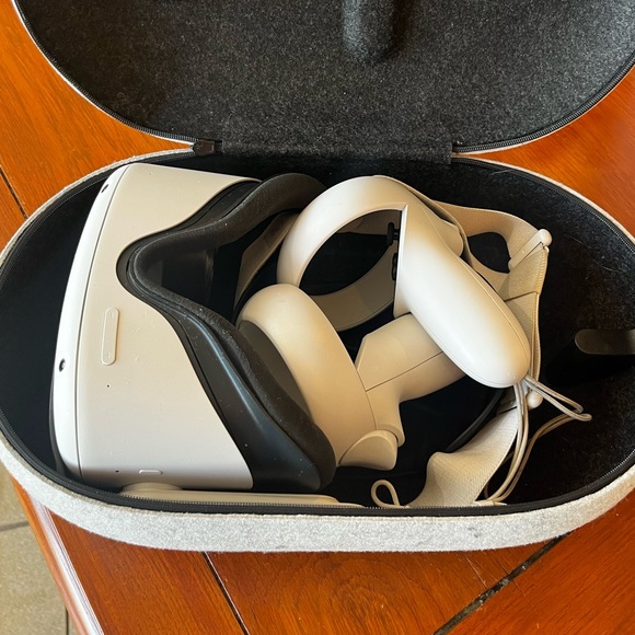 oculus quest 2 - Picture 3 of 4